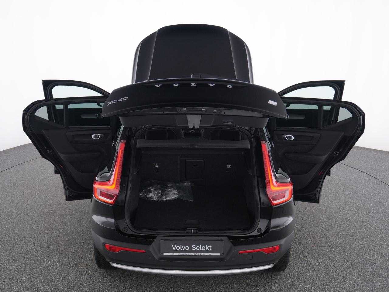 Volvo  XC 40