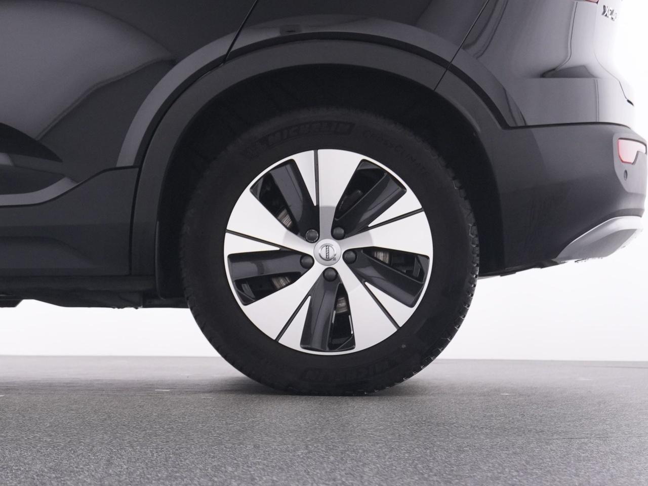 Volvo  XC 40