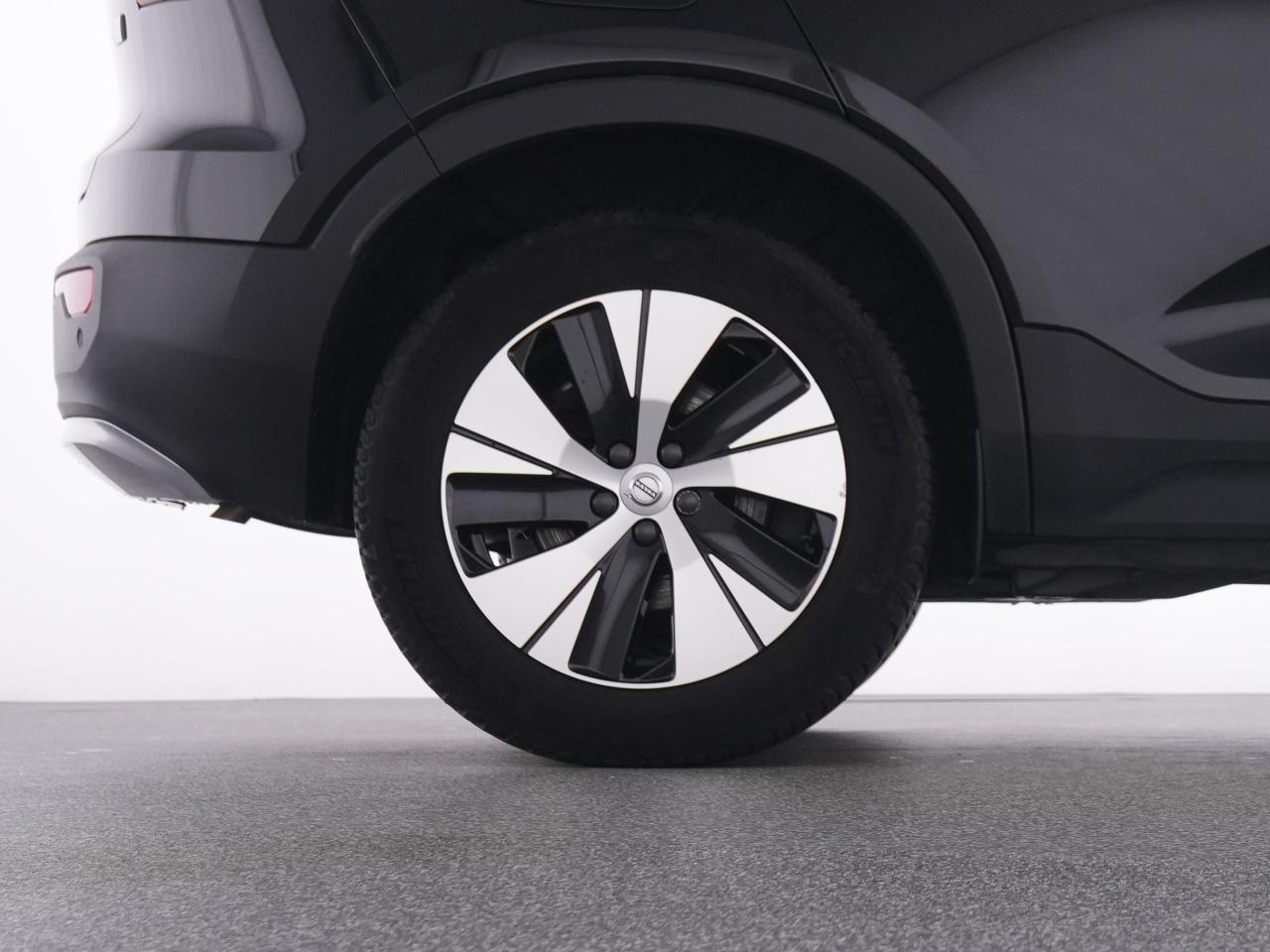 Volvo  XC 40