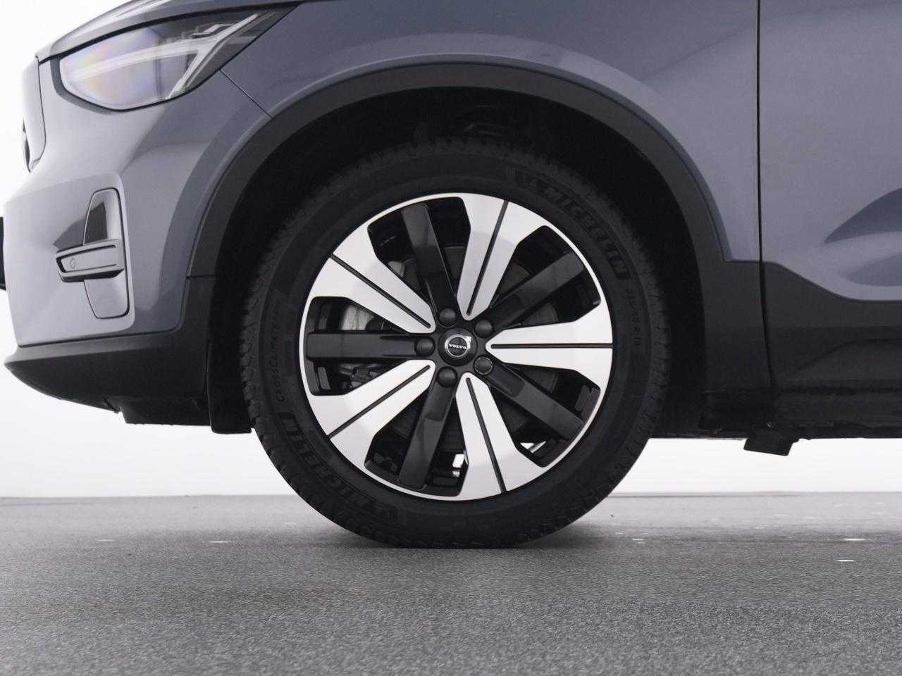 Volvo  XC 40