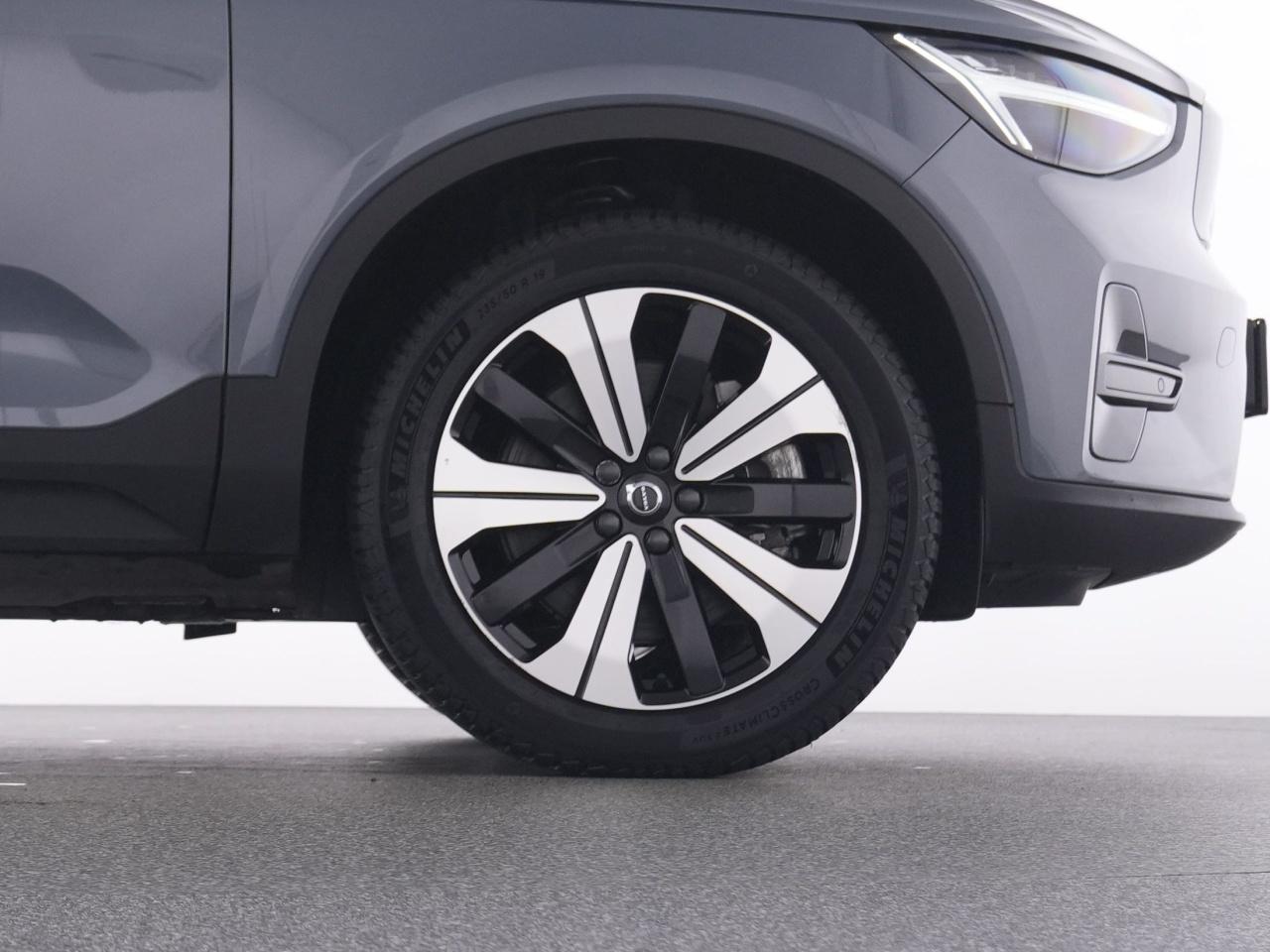 Volvo  XC 40