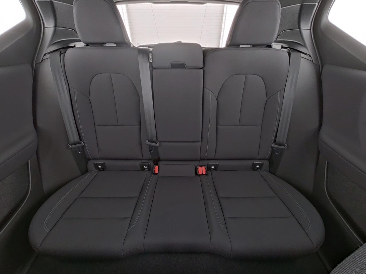 Volvo  XC 40