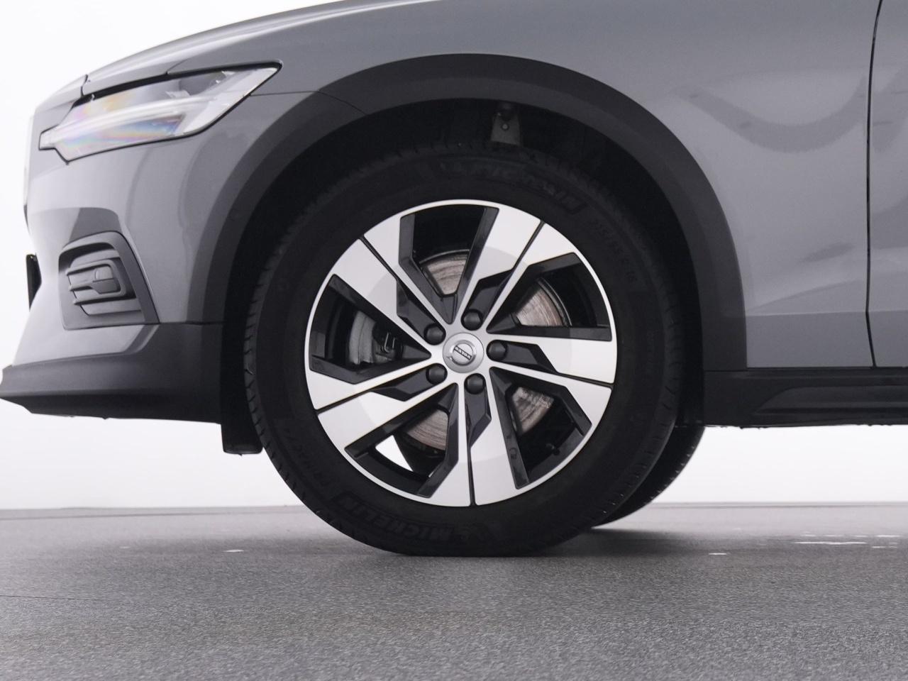Volvo  CC