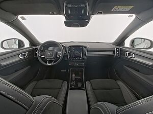 Volvo  XC 40