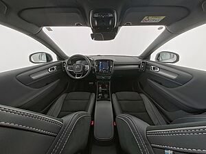 Volvo  XC 40