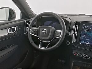 Volvo  XC 40