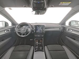 Volvo  XC 40