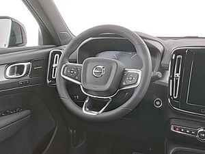 Volvo  XC 40