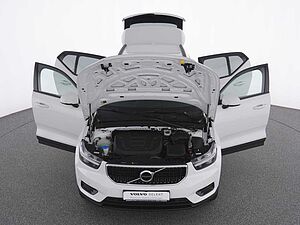 Volvo  XC 40