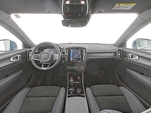 Volvo  XC 40