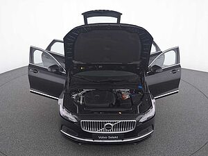 Volvo  V90