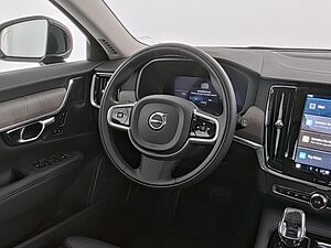 Volvo  V90