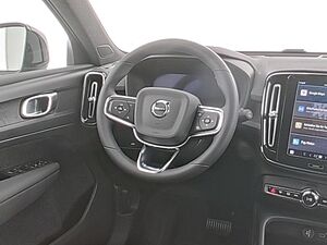 Volvo  XC 40