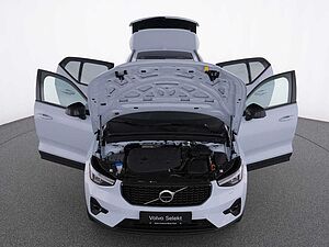 Volvo  XC 40