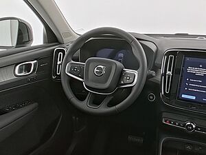 Volvo  XC 40