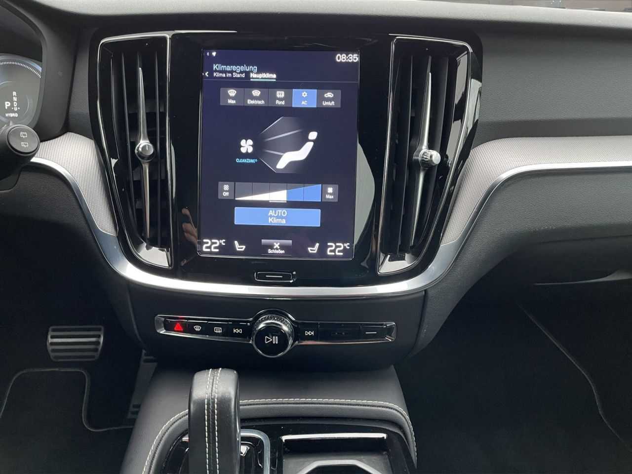 Volvo  T6 RECHARGE R-DESIGN NAVI LED 360° ACC H&K