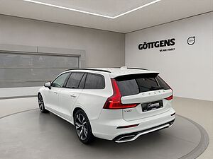 Volvo  T6 RECHARGE R-DESIGN NAVI LED 360° ACC H&K