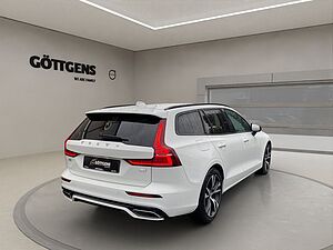Volvo  T6 RECHARGE R-DESIGN NAVI LED 360° ACC H&K
